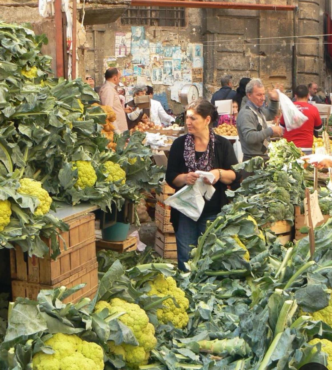 Donna Isabella A Ballaro Palerme Extérieur photo